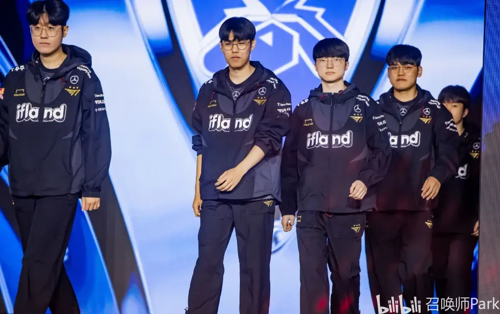 包含SHR鏖战DRX，Zeus拿下关键大龙焦点之战四强赛，锁定晋级资格的词条