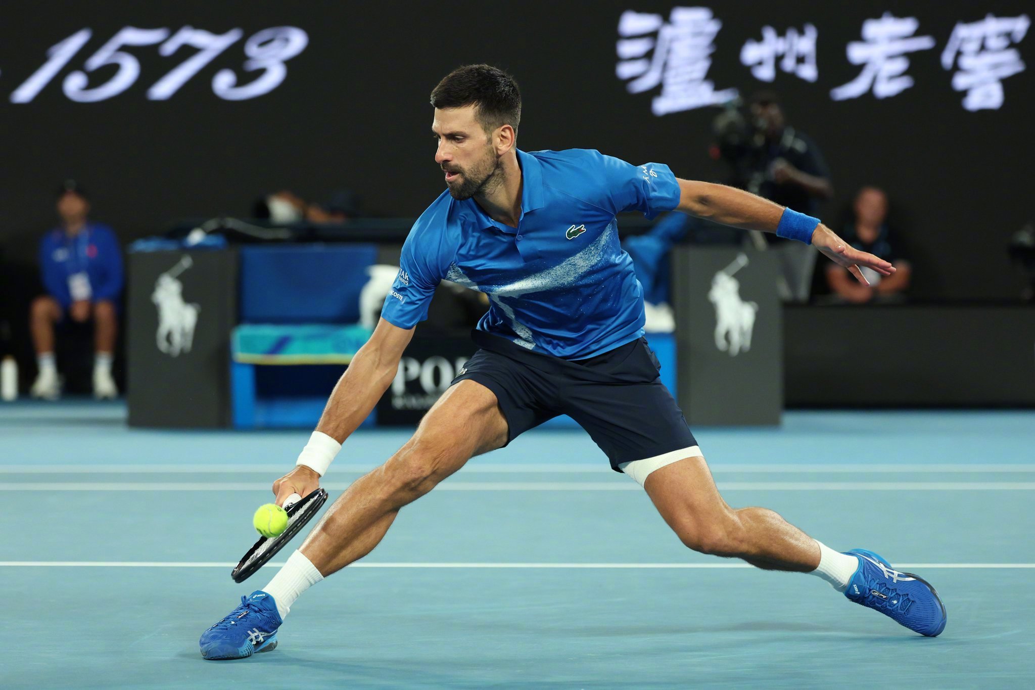 开云体育官网-德国网球队翻盘澳大利亚网球队，德约科维奇高光表现