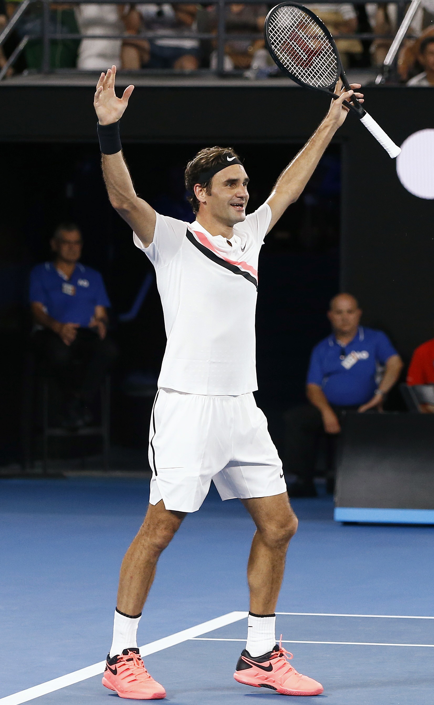 澳大利亚网球队逆转欧洲网球队，费德勒打破历史纪录的简单介绍