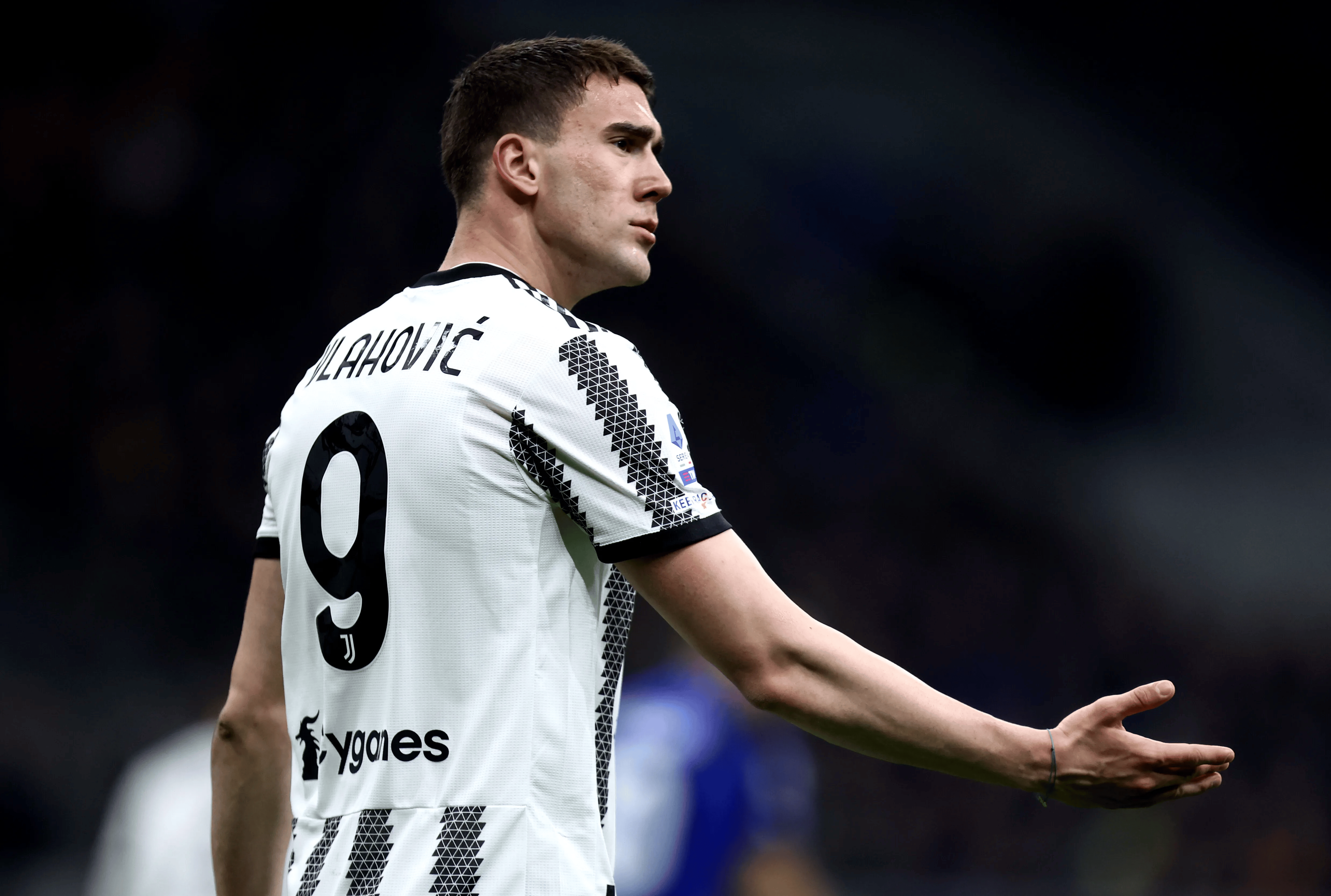 开云官网-关于尤文图斯球星受伤，恐缺席多场重要比赛的信息