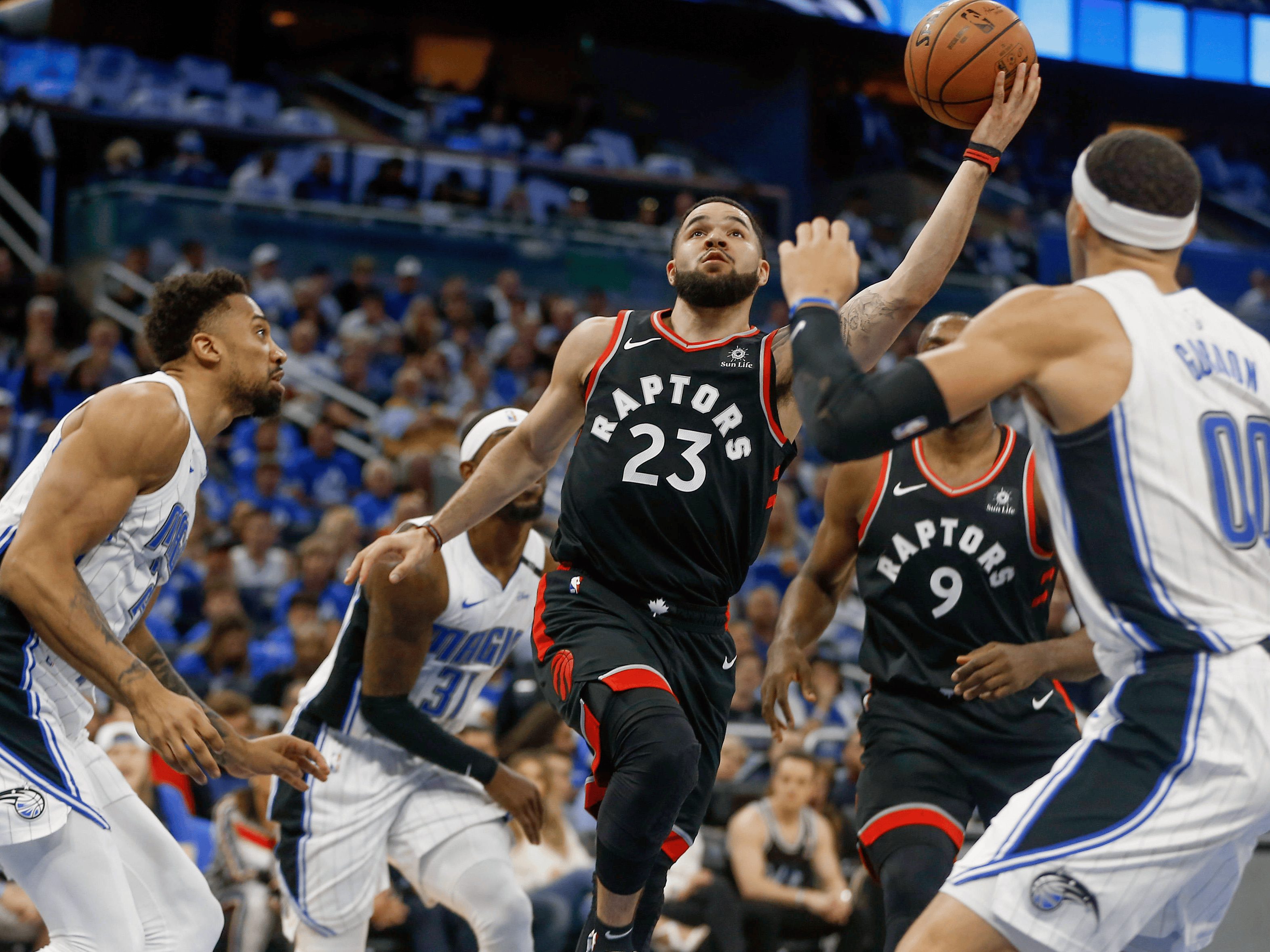 关于猛龙失利令球队陷入困境，士气低迷备战下一场比赛的信息