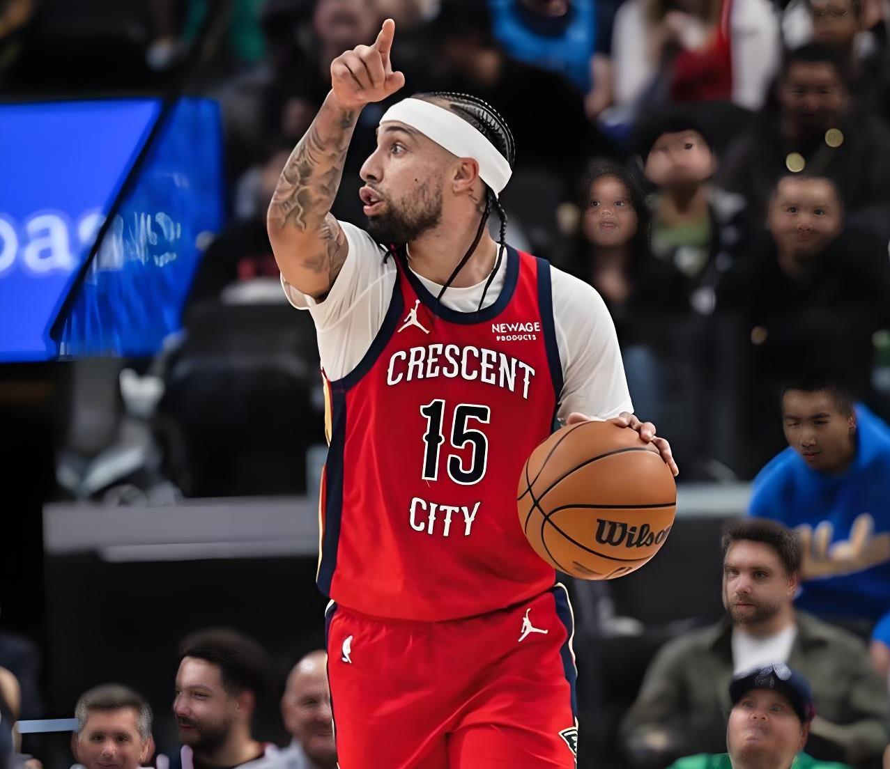 开云体育-布莱克蘭驰队员发挥精彩，赢得比赛胜利的简单介绍