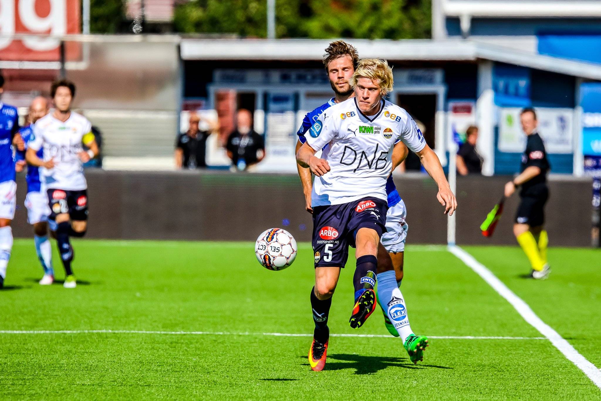 蒙彼利埃士气高昂，主场大胜对手