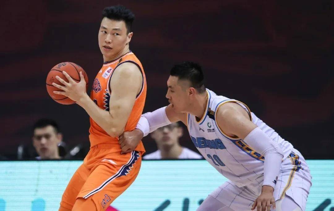 河南男篮完败，连续三场失利令球队遭到质疑的简单介绍