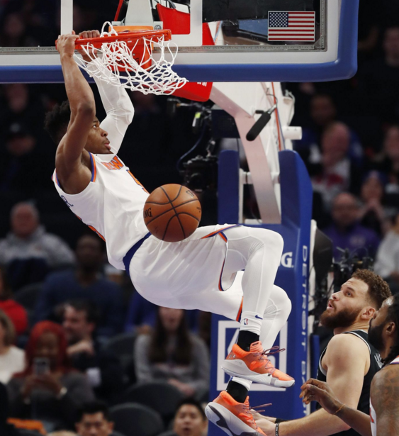 加拿大球员约翰史密斯签约欧洲俱乐部，展现职业生涯新篇章的简单介绍