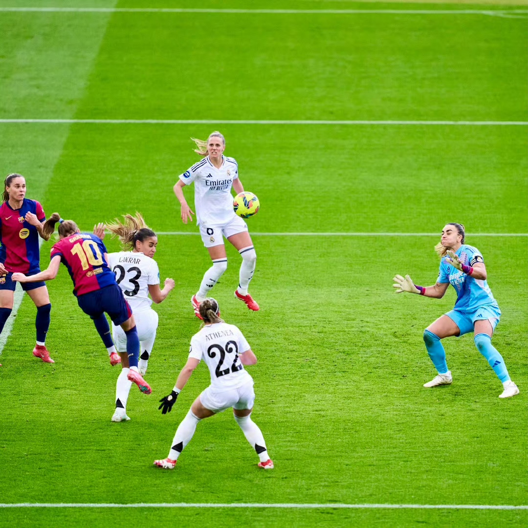 巴萨背水一战，主场击败对手