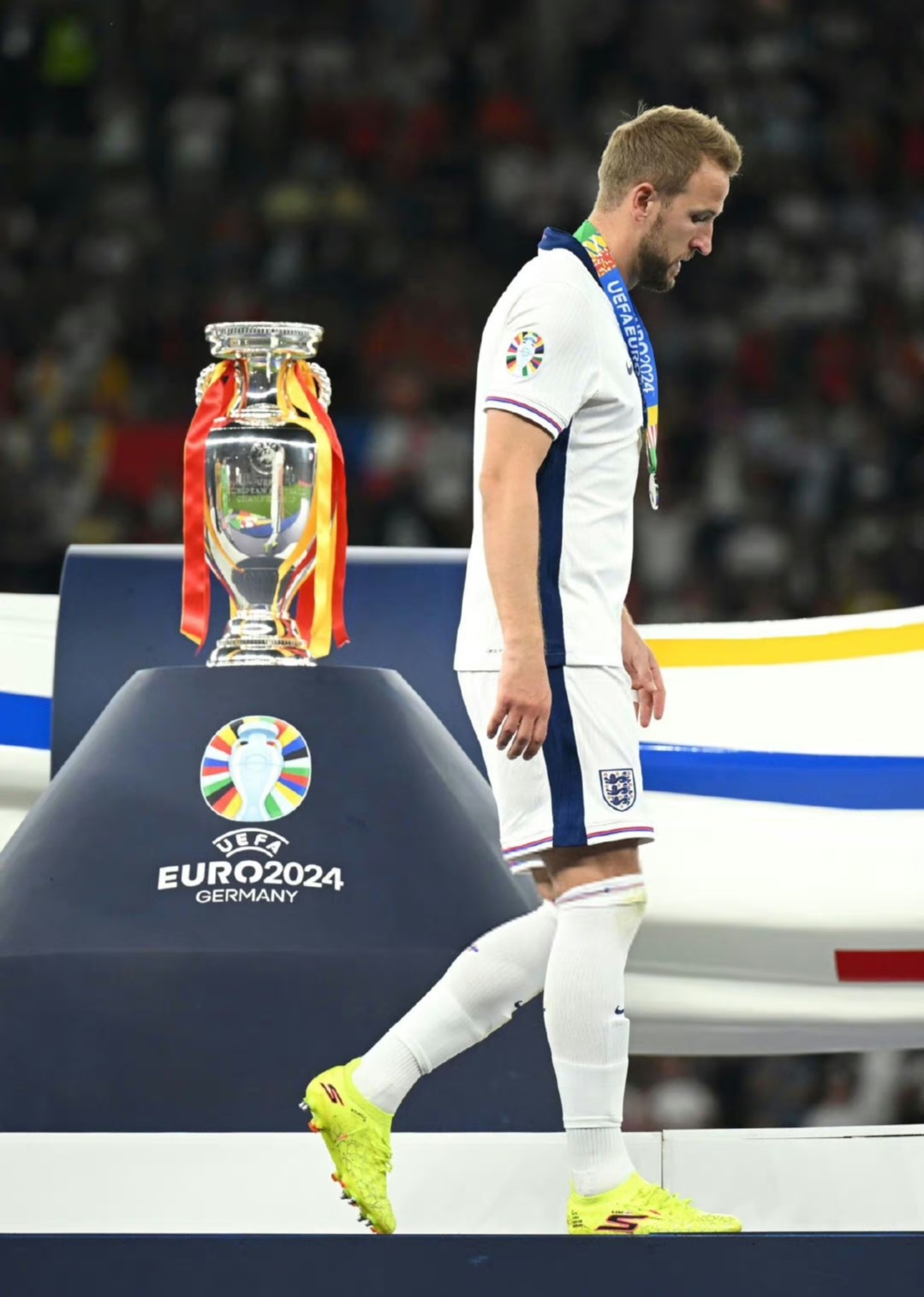 英格兰击败西班牙,提前锁定小组第一的简单介绍 英格兰击败西班牙,提前锁定小组第一的简单介绍