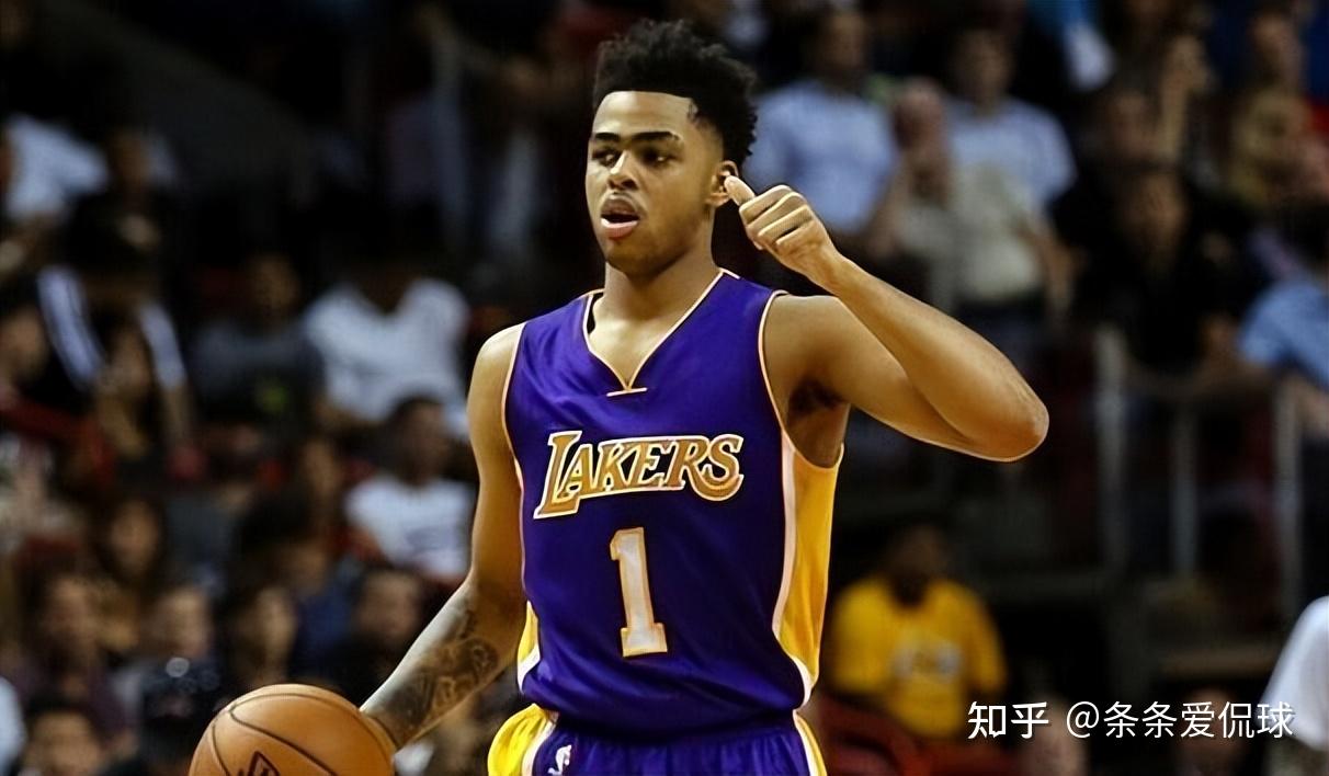 包含圣埃蒂安直追，争夺冠军席位的词条