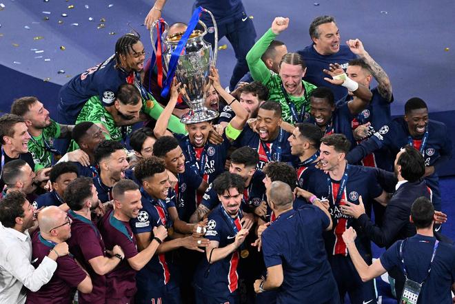 巴黎圣日耳曼大胜多特，晋级欧冠八强！的简单介绍