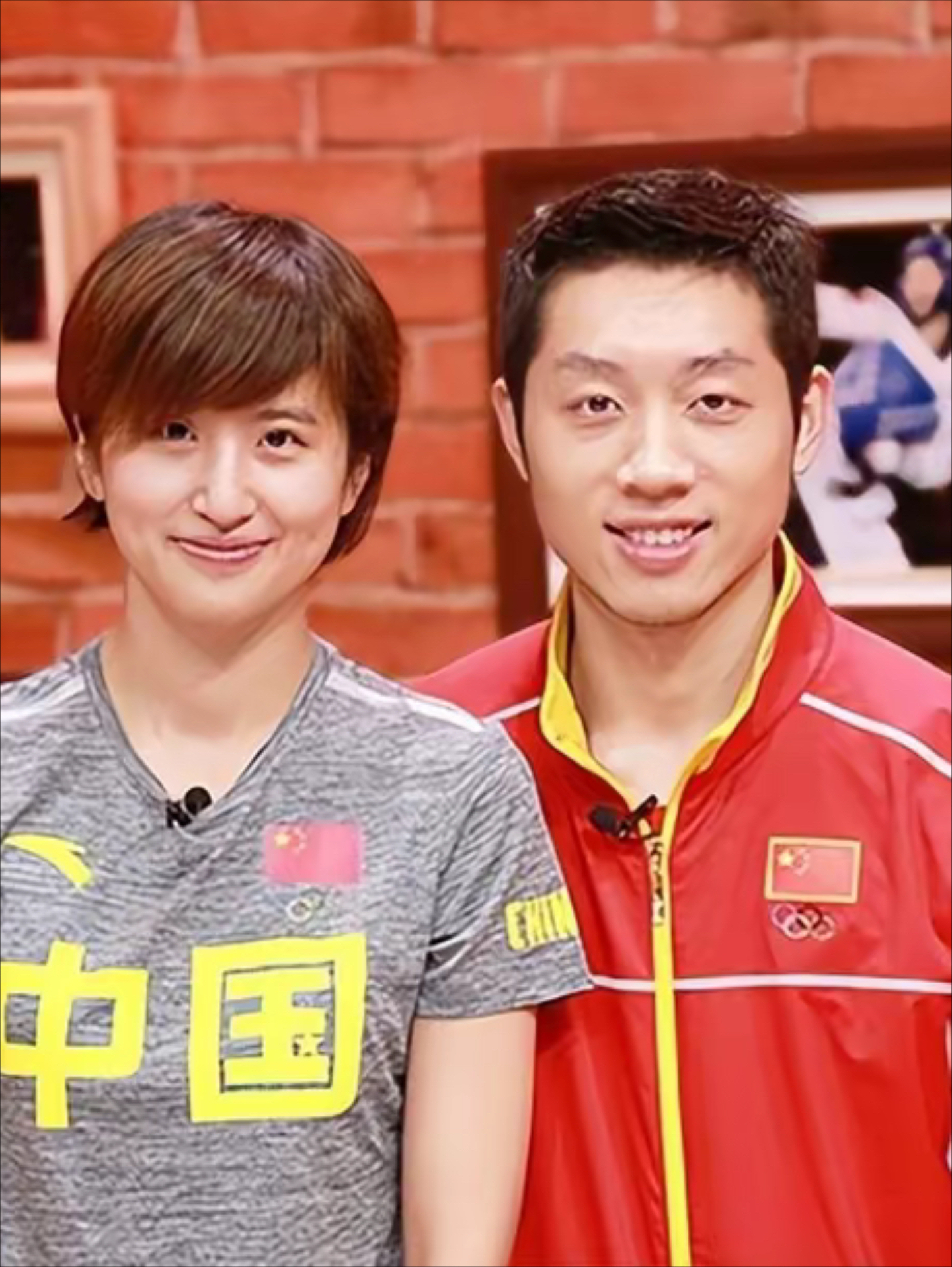 包含法国队横扫中国队，许昕惊艳四座的词条