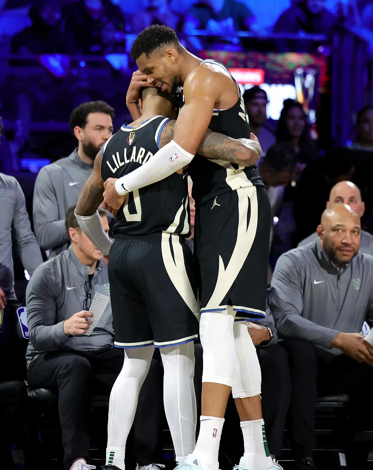 火箭轻取雄鹿,字母哥点燃赛场的简单介绍 火箭轻取雄鹿,字母哥点燃赛场的简单介绍