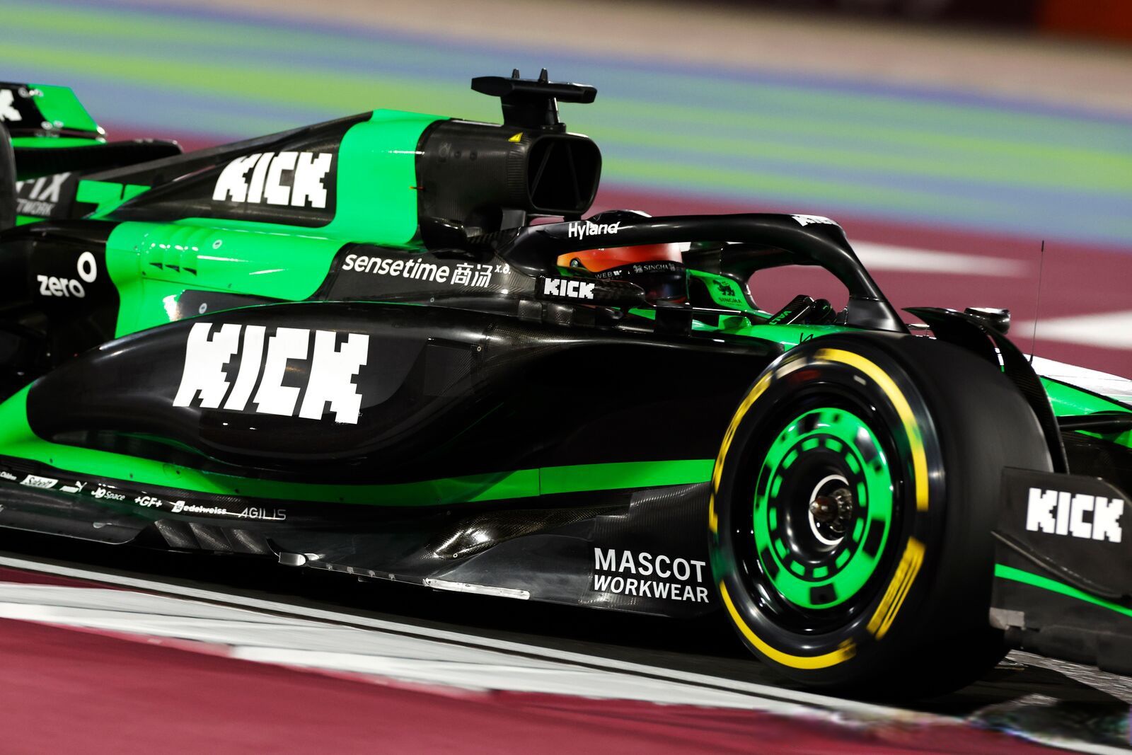 开云体育官网-包含哈斯车队鏖战索伯车队，周冠宇状态火热的词条