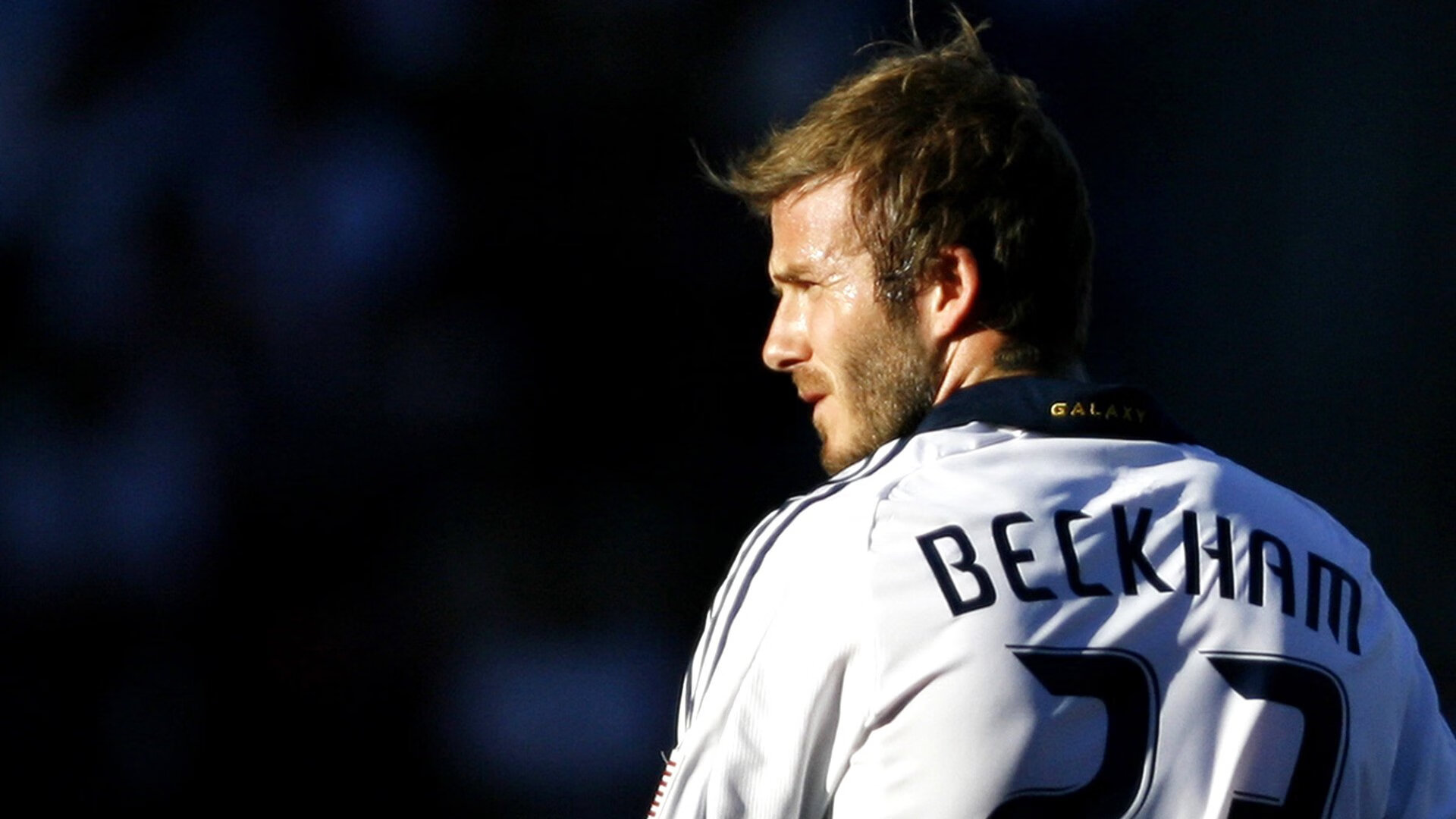 尼日利亚飞翼斩落罗马，坎特在意甲焦点战接管比赛