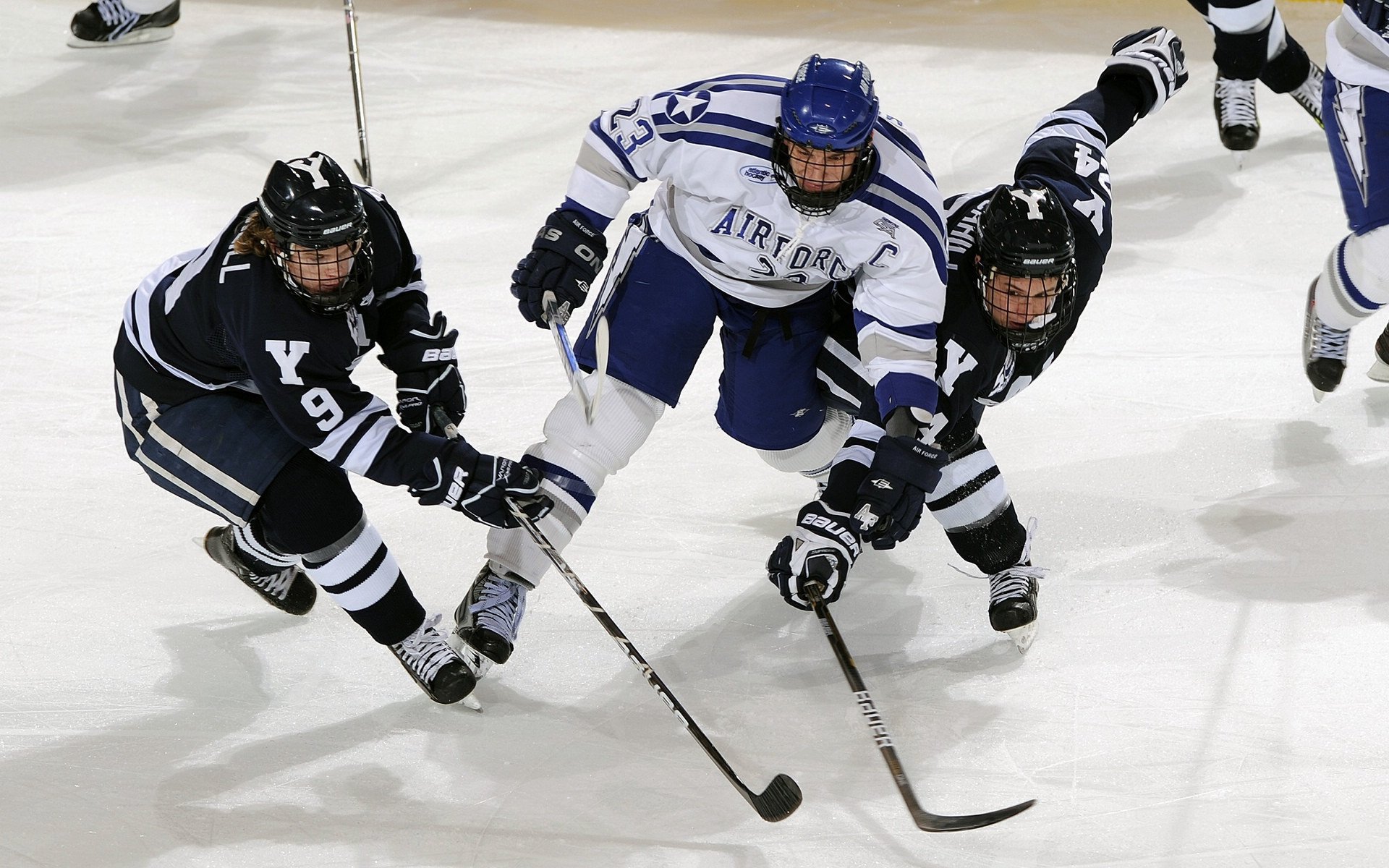 姆巴佩的加冕之夜，里昂冲垮皇家社会，新王在欧冠半决赛接管比赛