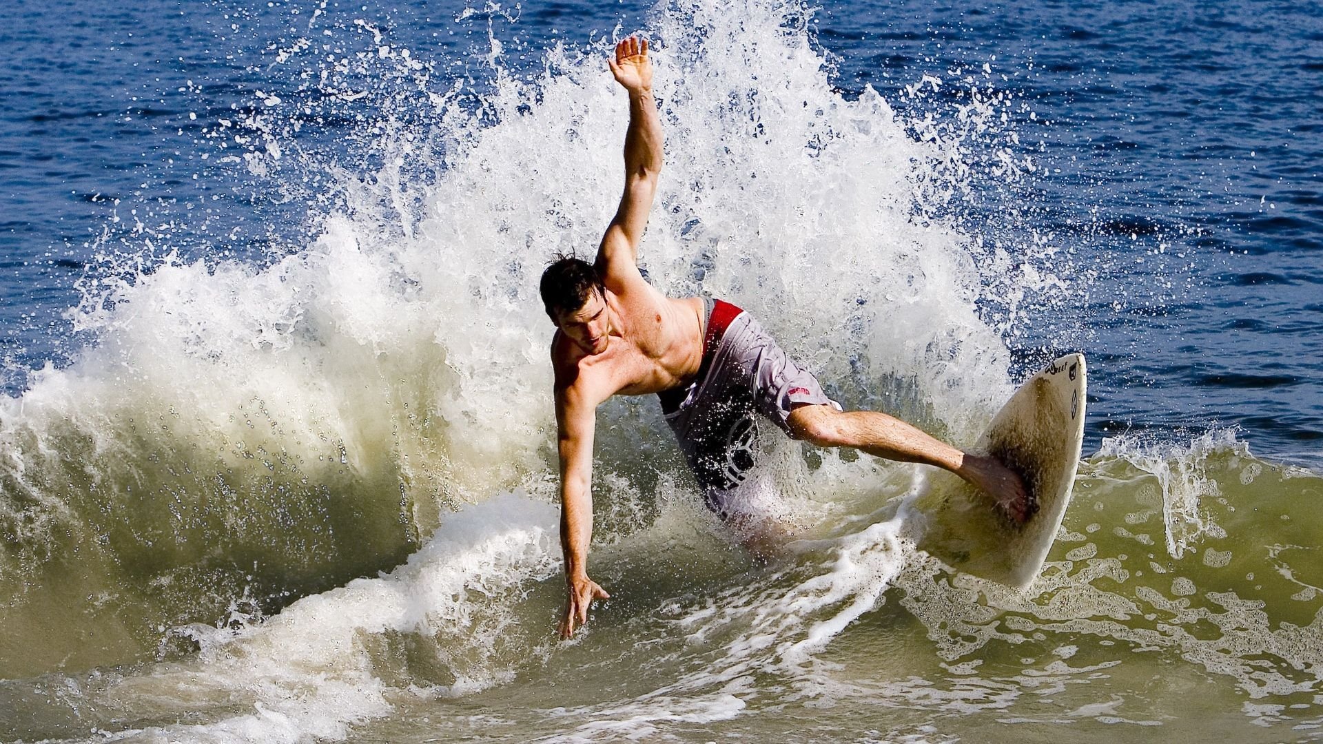 文班亚马的独角戏与森林狼的群狼战术，当个人天赋遭遇体系碾压