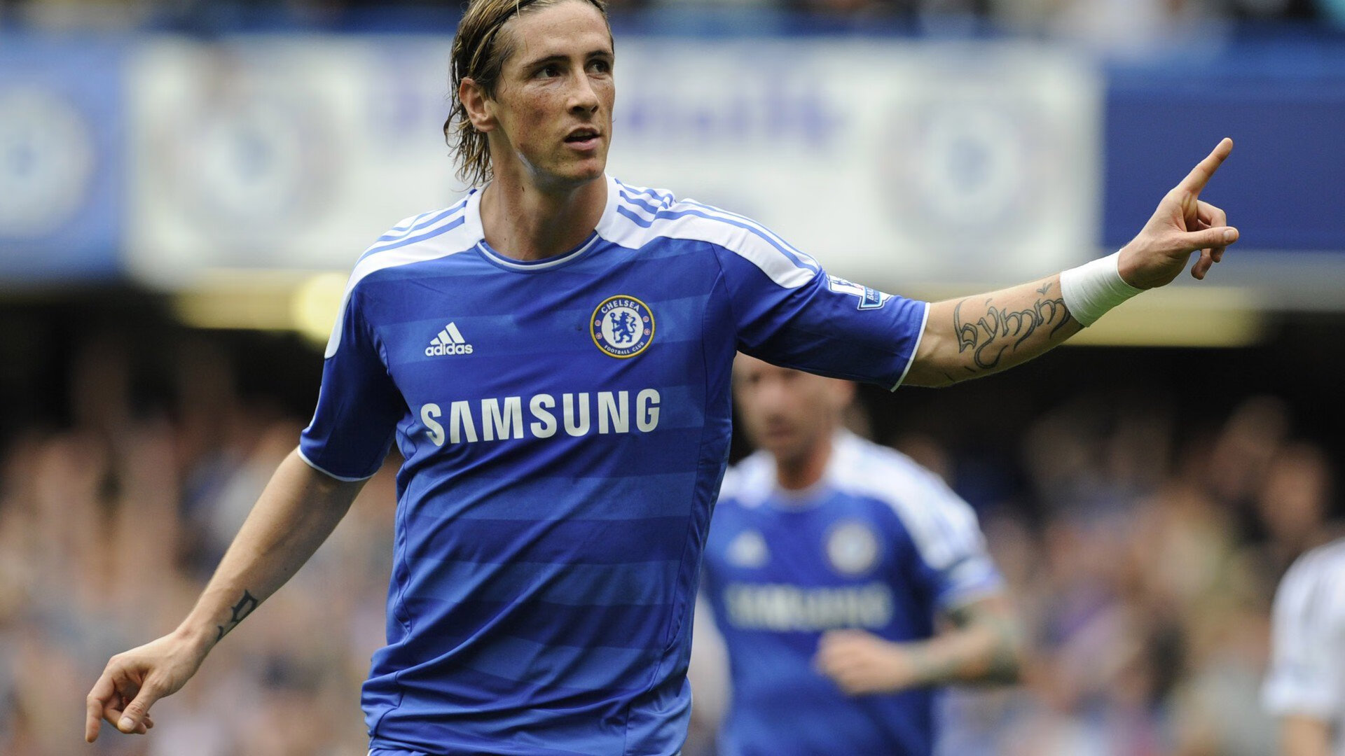 跨界传奇,若日尼奥F1街道赛接管之战,映照巴萨玻利维亚式争冠哲学