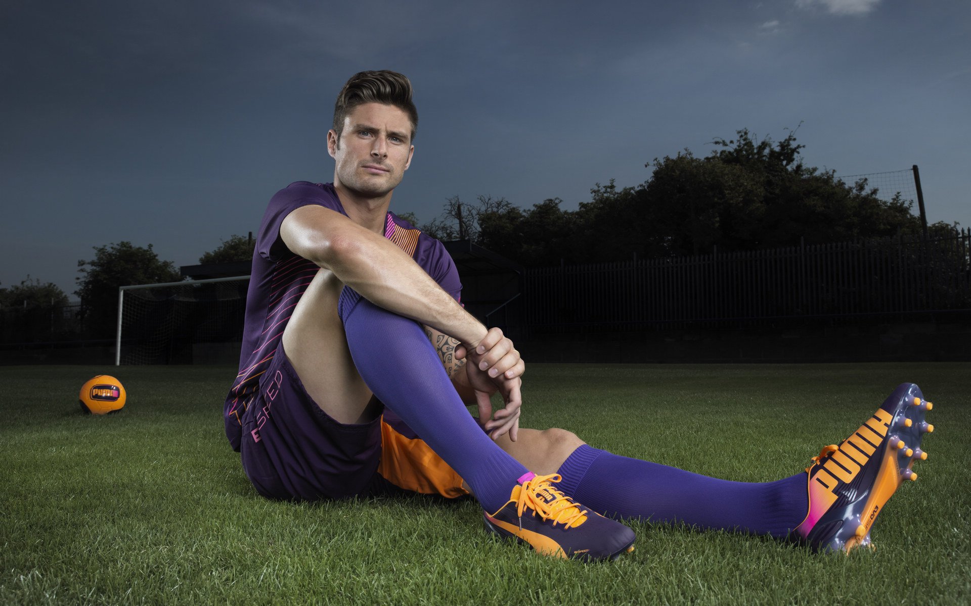 赛道上的红与绿，阿斯顿马丁力克迈凯伦，维斯塔潘状态火热再掀风云